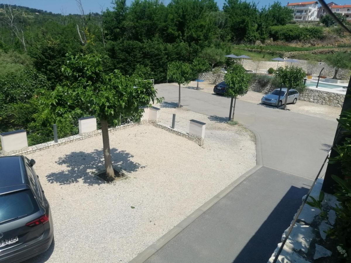 Apartmani Simon Lopar Dış mekan fotoğraf