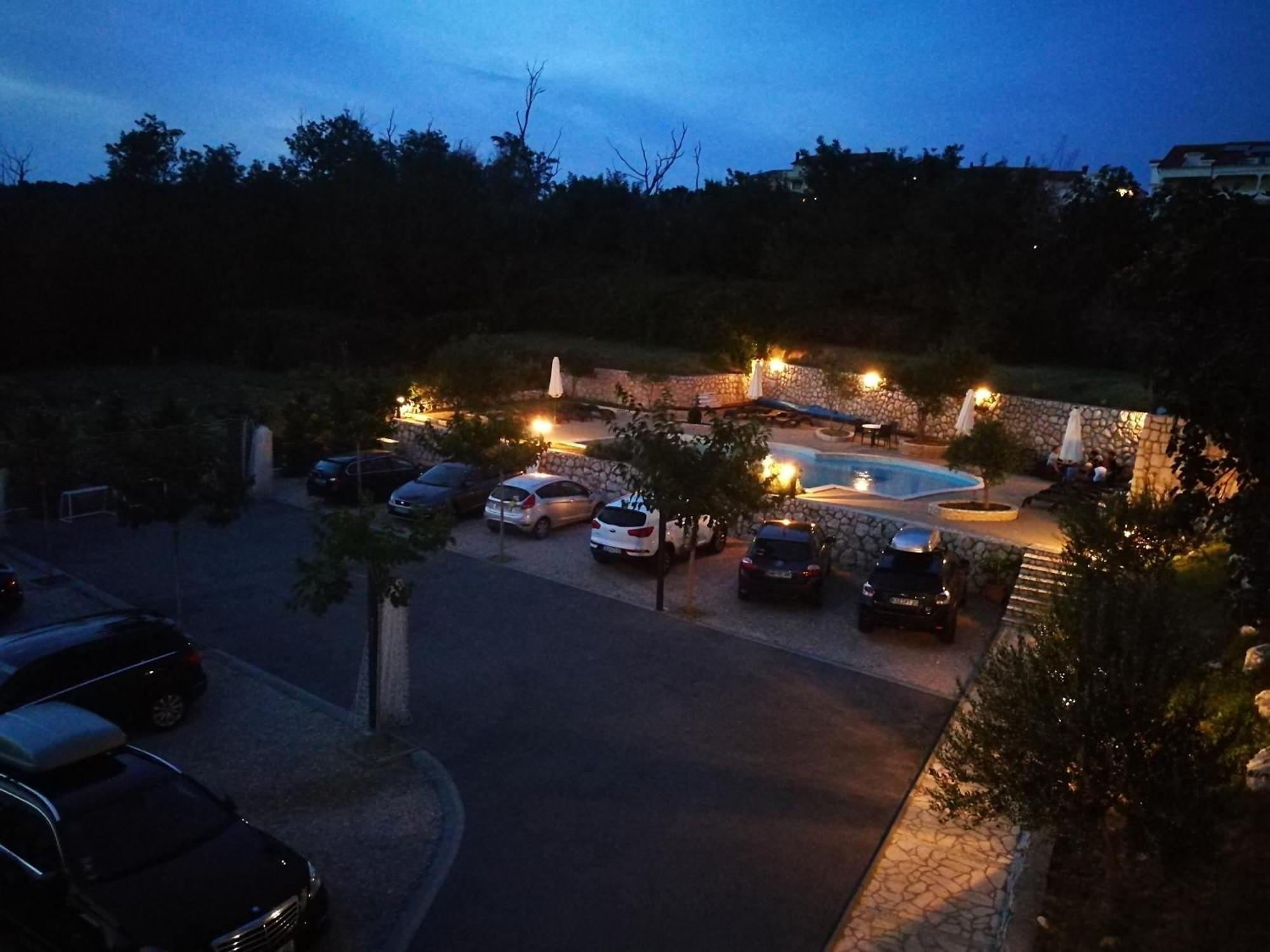 Apartmani Simon Lopar Dış mekan fotoğraf