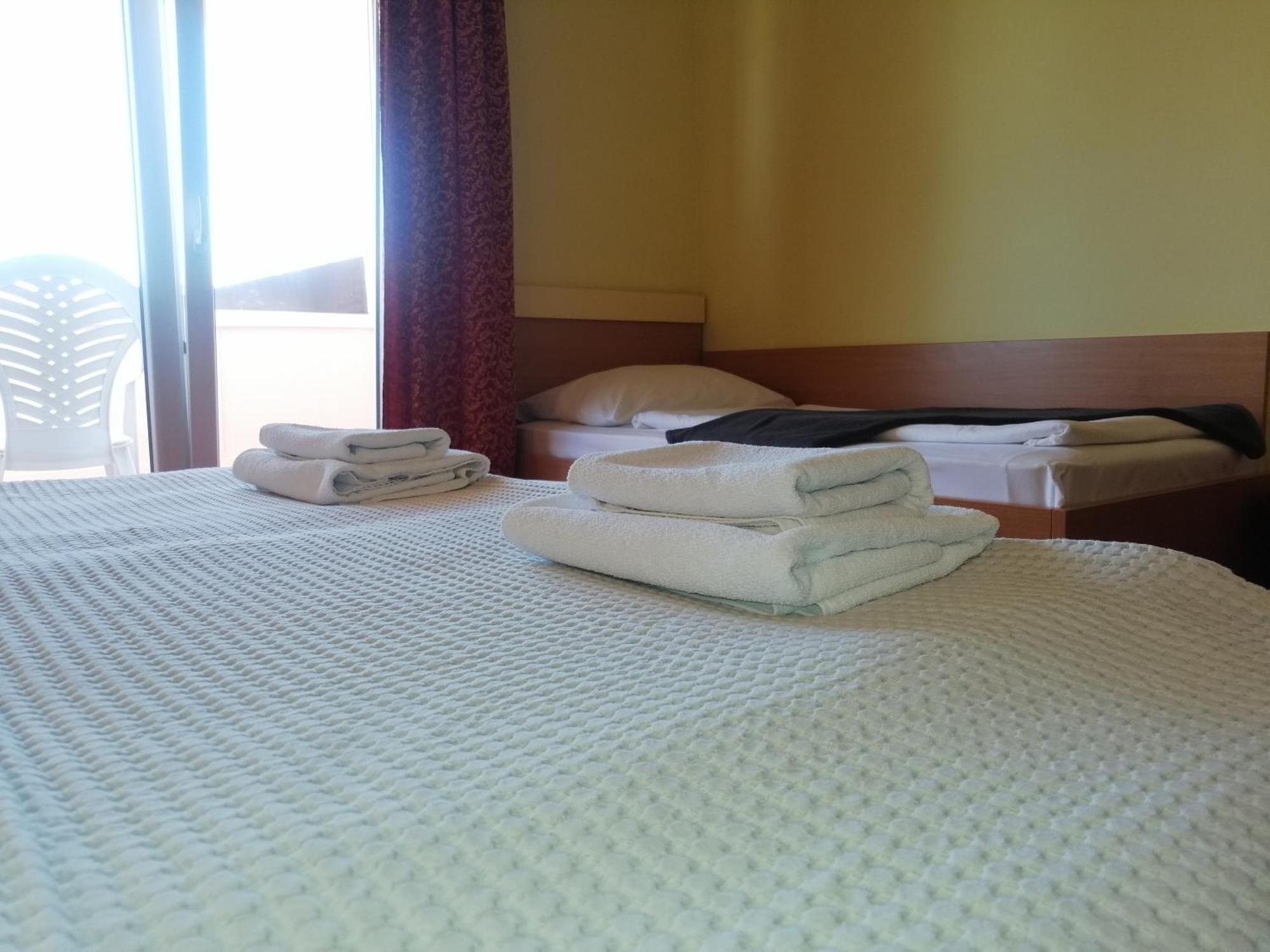 Apartmani Simon Lopar Oda fotoğraf