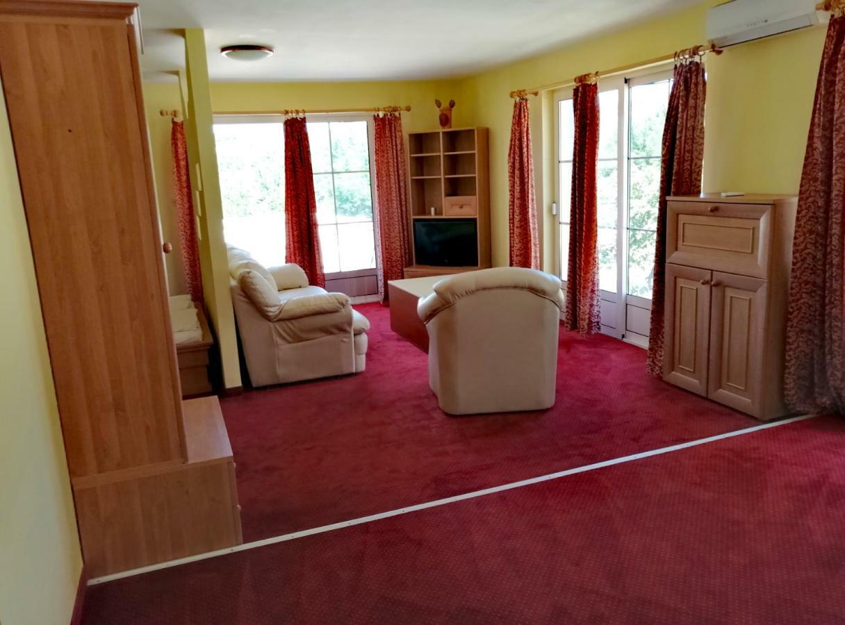 Apartmani Simon Lopar Oda fotoğraf