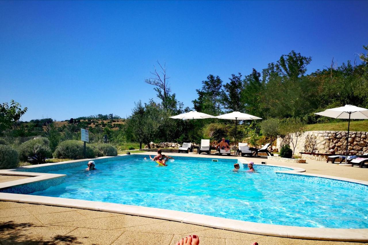 Apartmani Simon Lopar Dış mekan fotoğraf