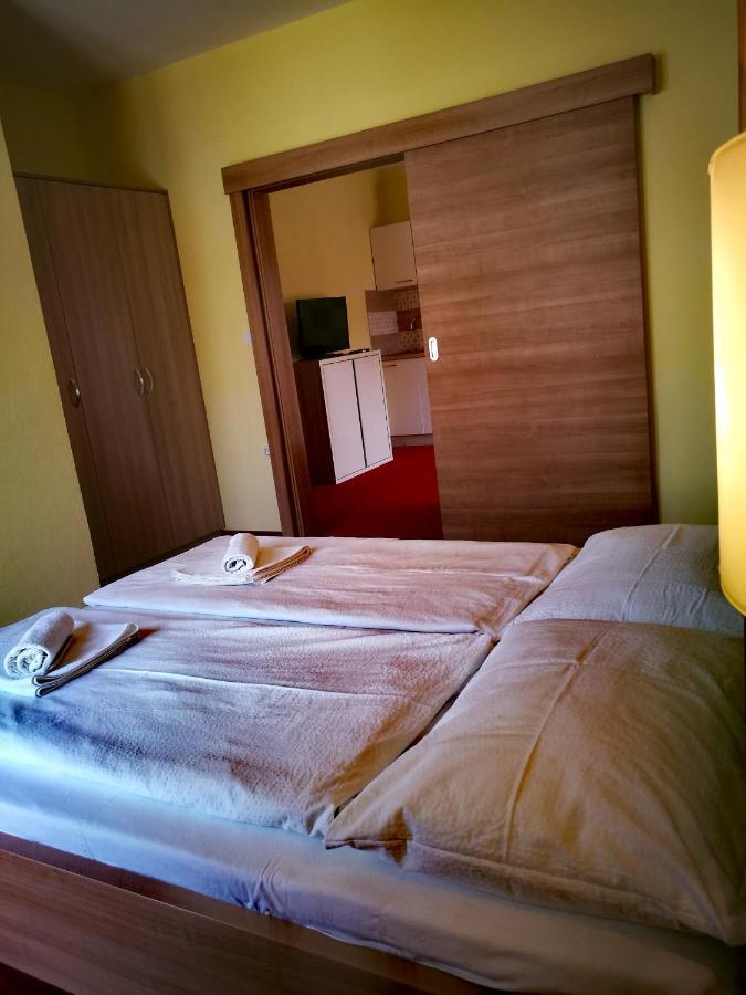 Apartmani Simon Lopar Dış mekan fotoğraf
